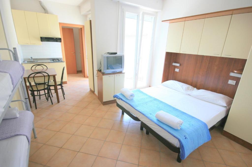 Residence Algarve Rimini Bagian luar foto